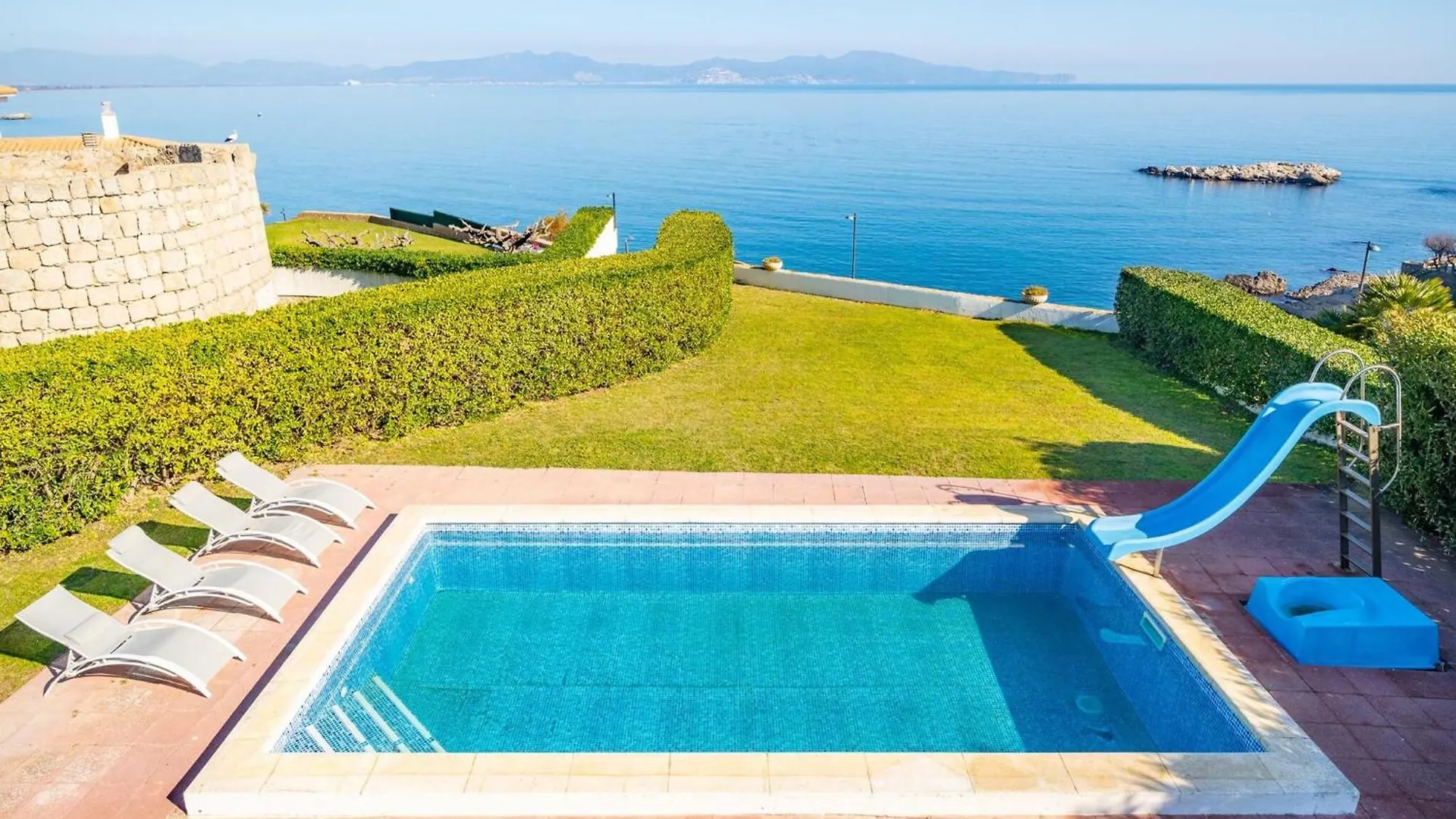Villa Near Platja Del Rec Beach L' Escala